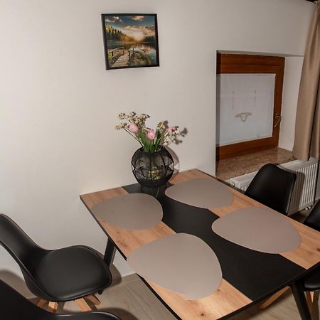 Kanal Apartmaji Tinta מראה חיצוני תמונה