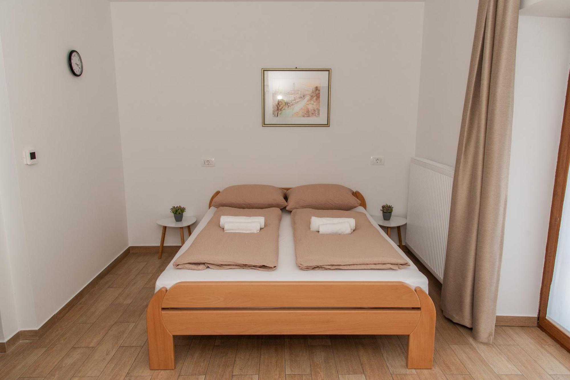 Kanal Apartmaji Tinta מראה חיצוני תמונה