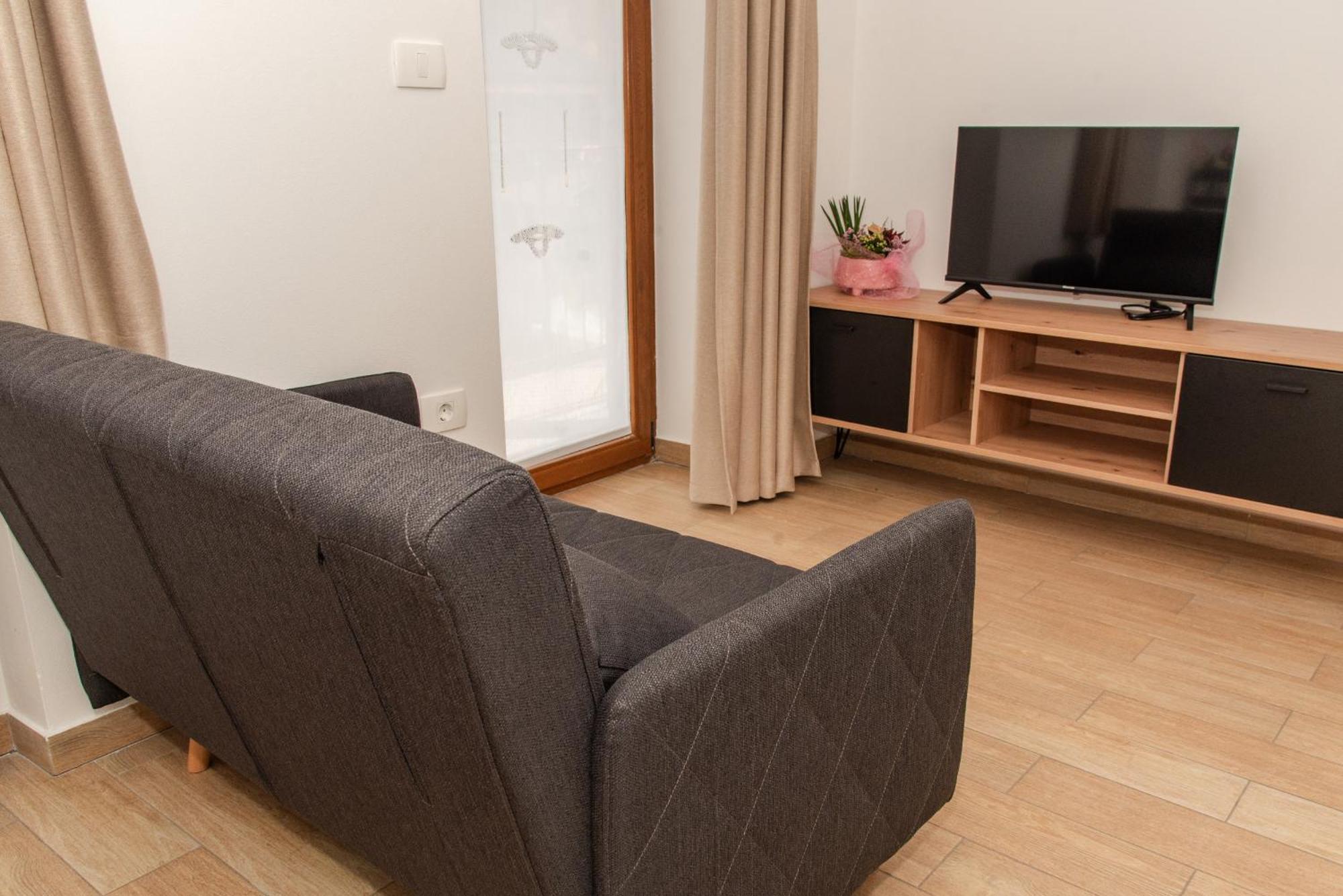 Kanal Apartmaji Tinta מראה חיצוני תמונה