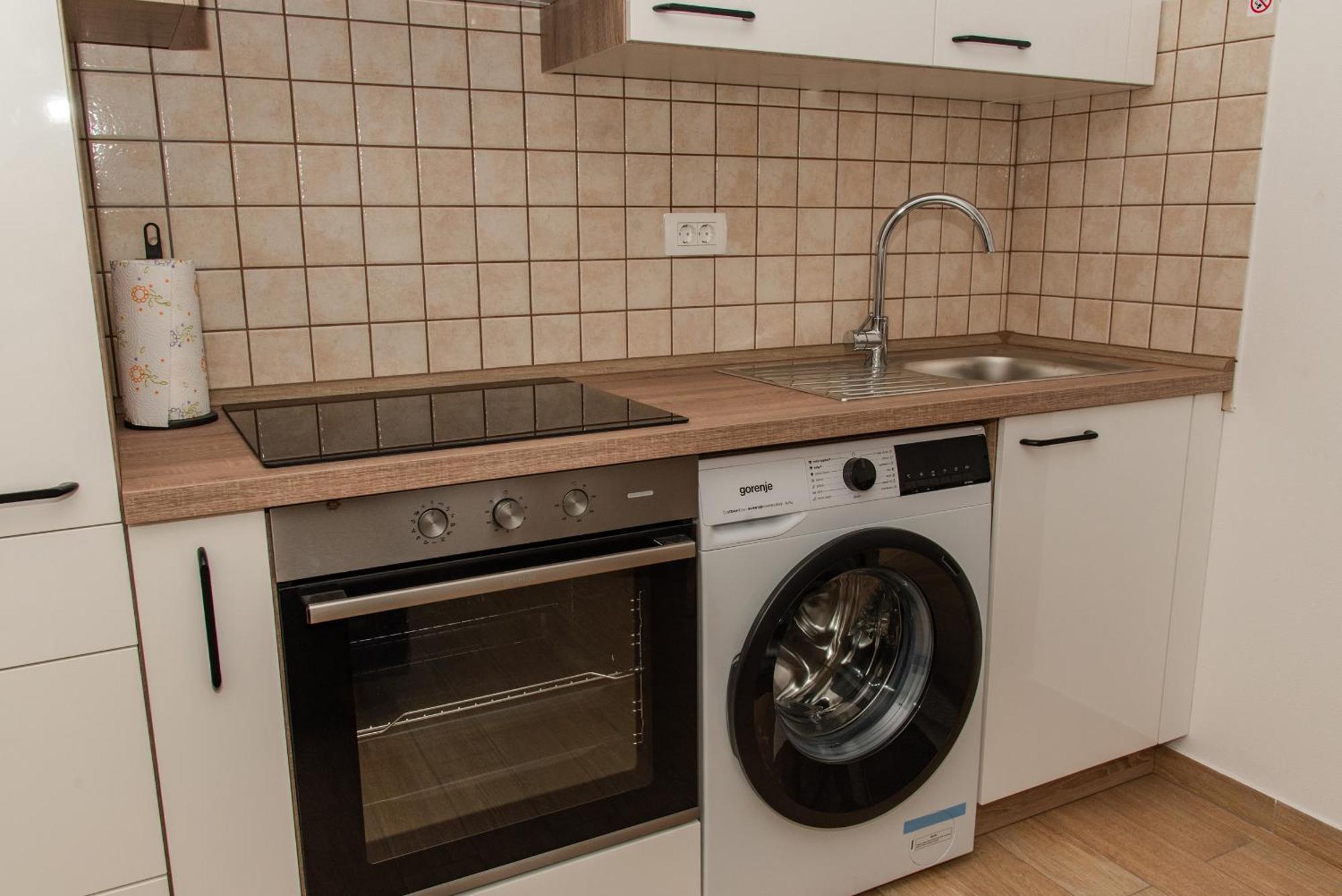Kanal Apartmaji Tinta מראה חיצוני תמונה